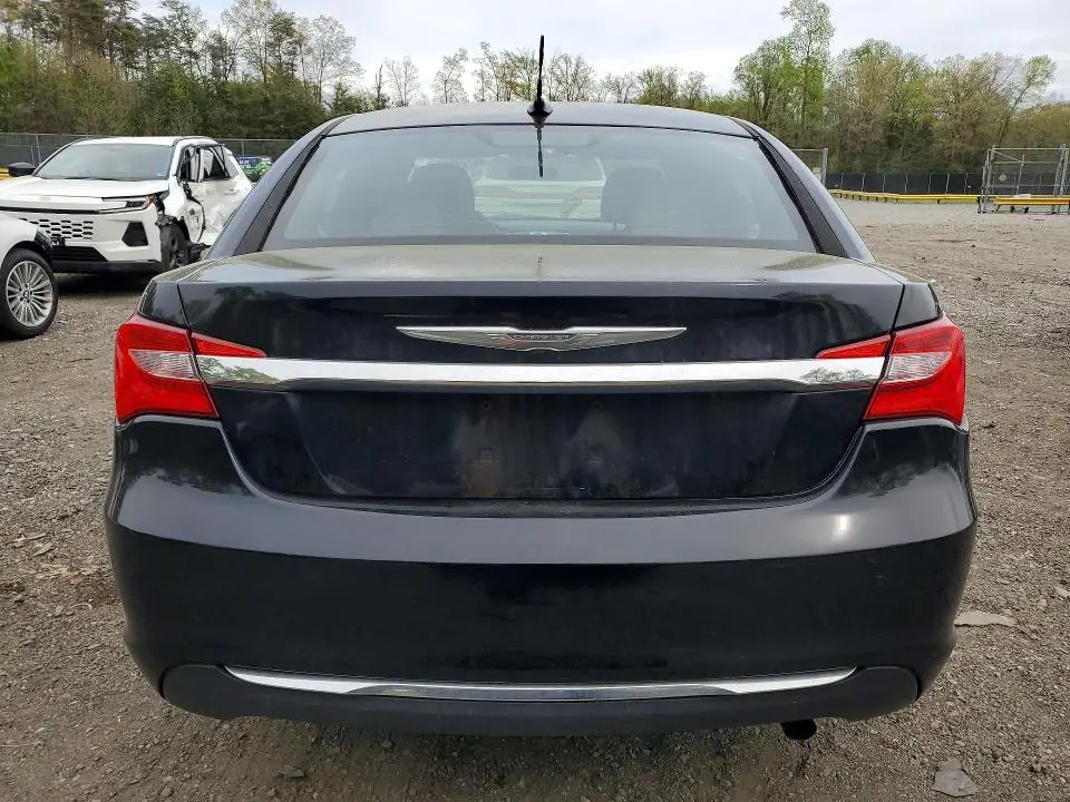 2014 CHRYSLER 200 LX  