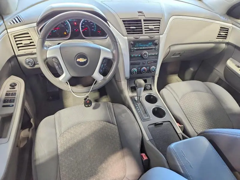 2012 CHEVROLET TRAVERSE LS  