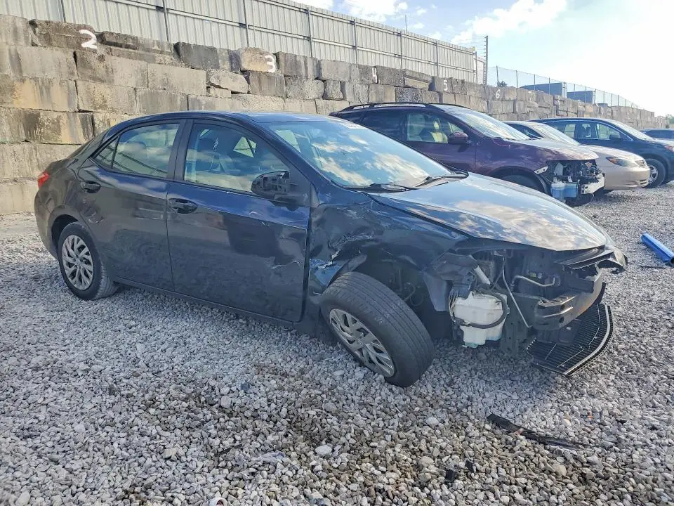 2018 TOYOTA COROLLA LE  
