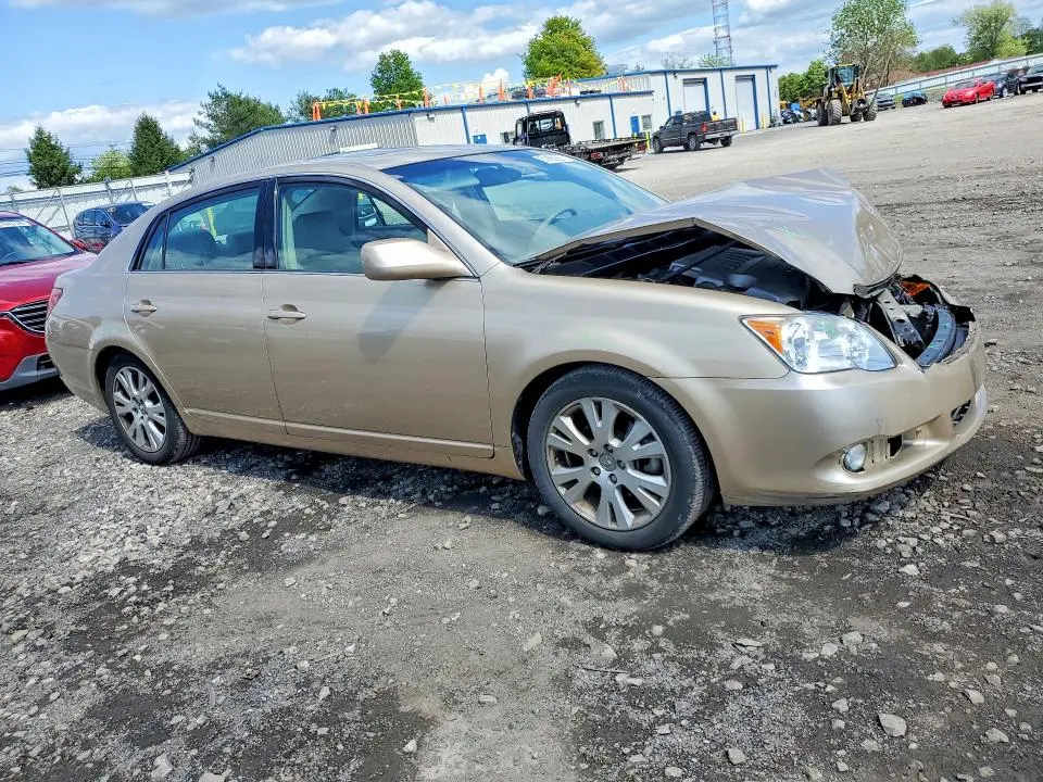 2010 TOYOTA AVALON XLS  