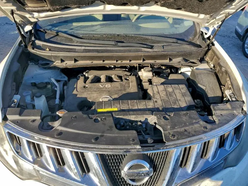 2010 NISSAN MURANO S  