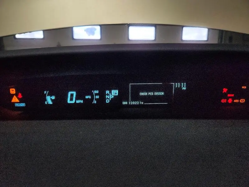 2010 TOYOTA PRIUS V  