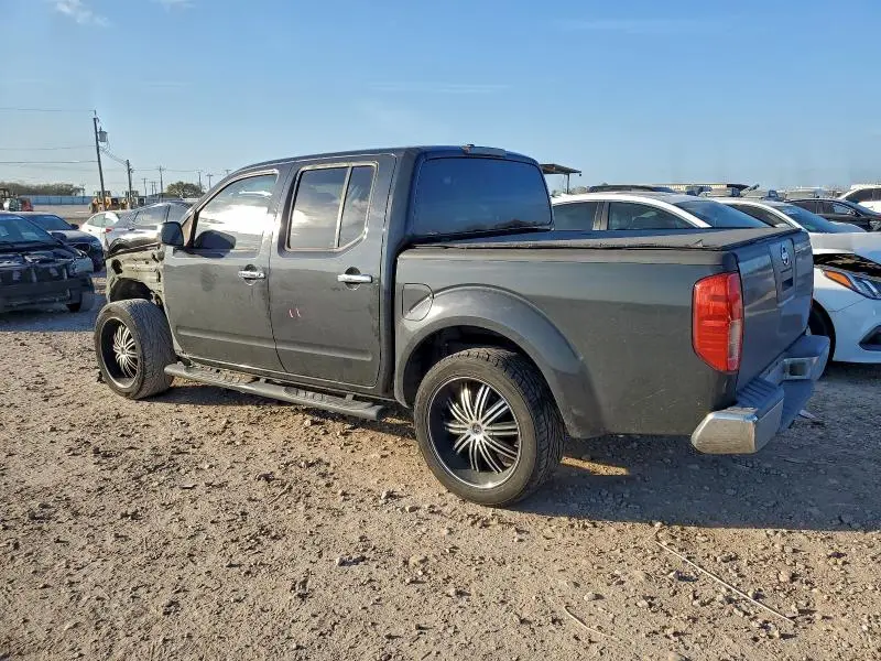 2010 NISSAN FRONTIER CREW CAB SE  