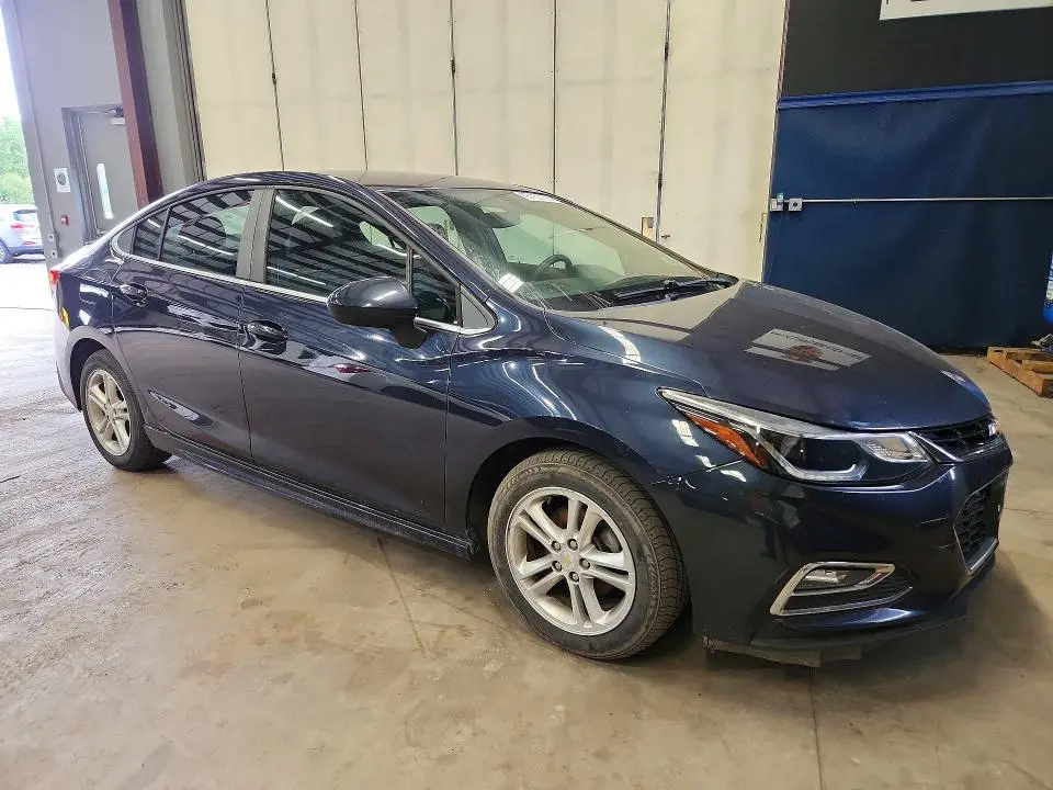 2016 CHEVROLET CRUZE LT  