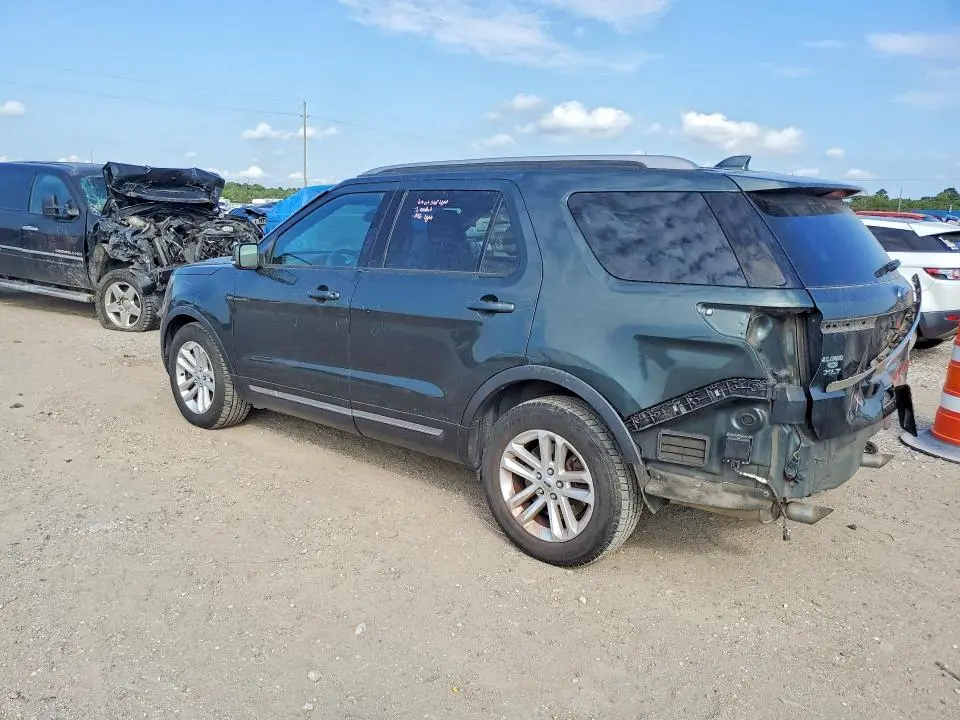 2016 FORD EXPLORER XLT  