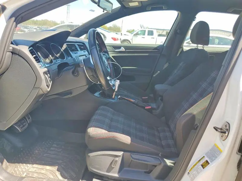 2015 VOLKSWAGEN GTI   