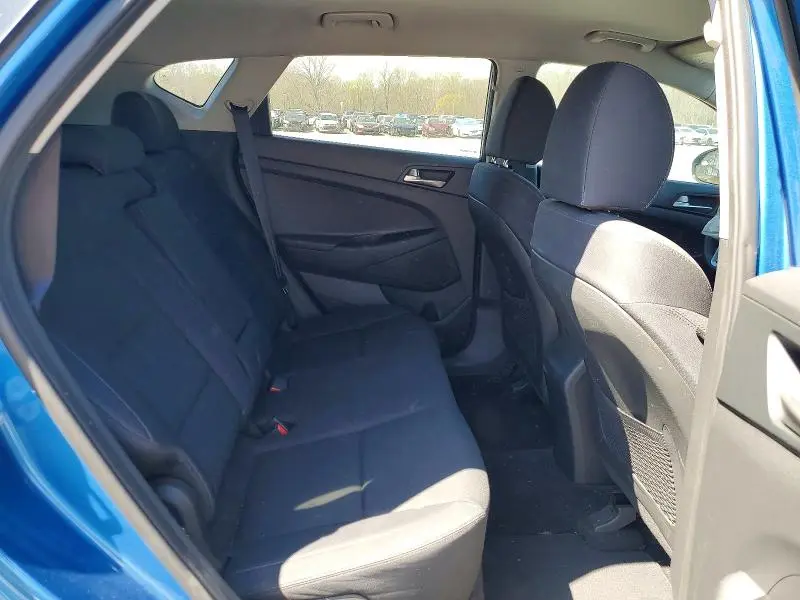 2019 HYUNDAI TUCSON SE  