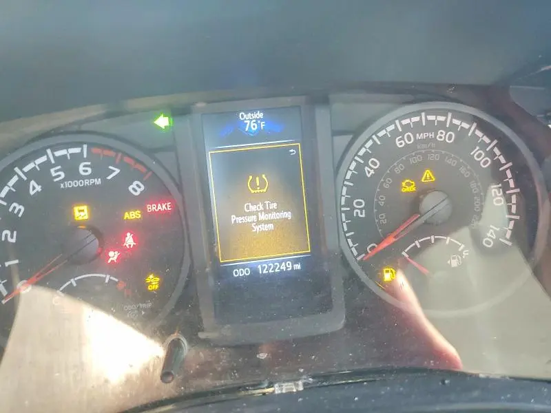 2023 TOYOTA TACOMA SR V6  