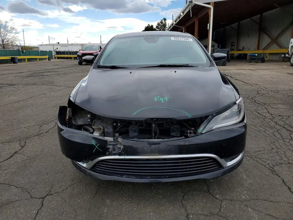 2016 CHRYSLER 200 LIMITED  