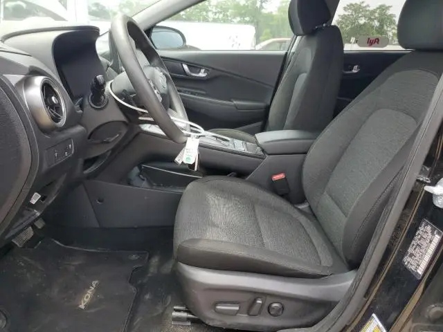 2023 HYUNDAI KONA SE  