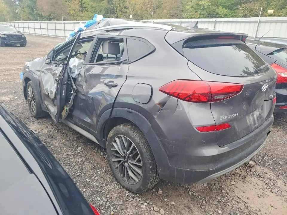 2020 HYUNDAI TUCSON SEL  