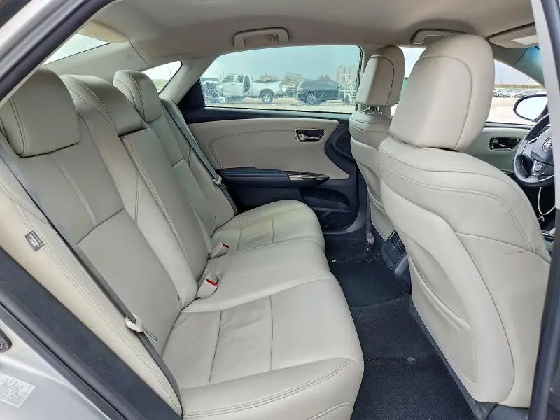 2013 TOYOTA AVALON XLE  