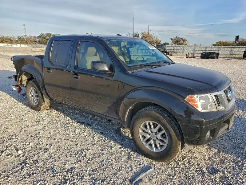 2015 NISSAN FRONTIER S  