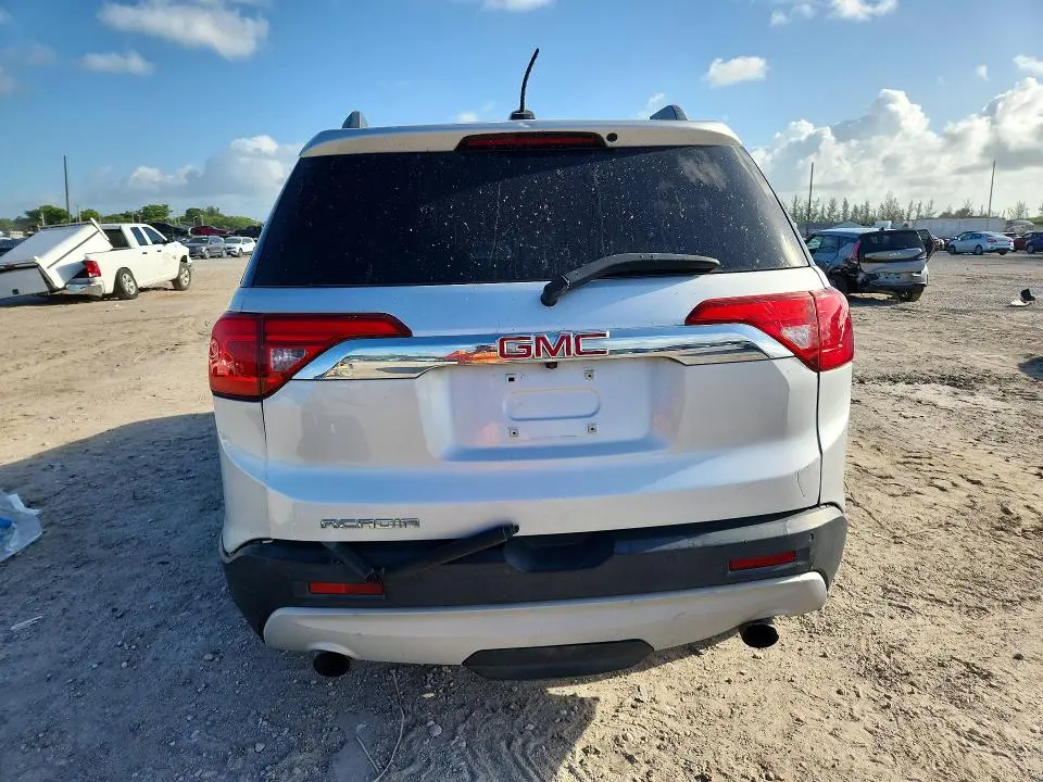 2017 GMC ACADIA SLT-1  