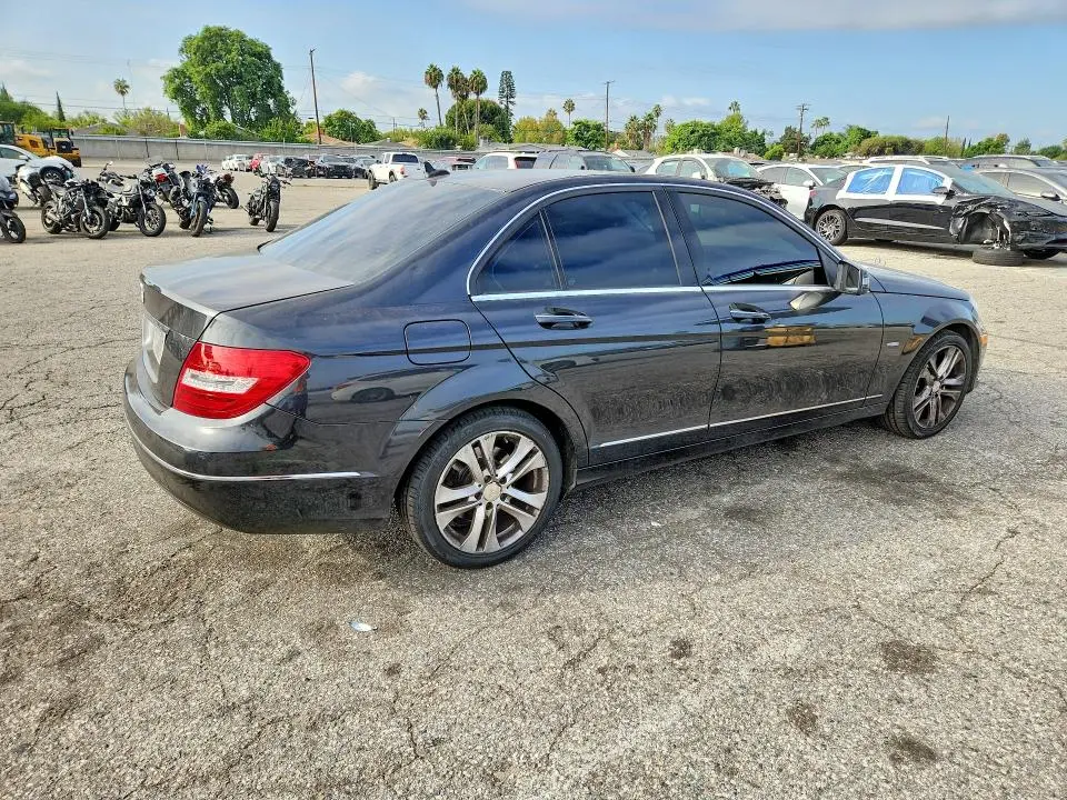 2012 MERCEDES-BENZ C 250  