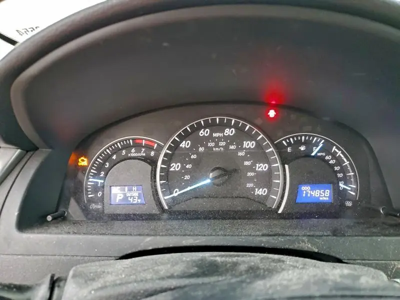 2012 TOYOTA CAMRY BASE  