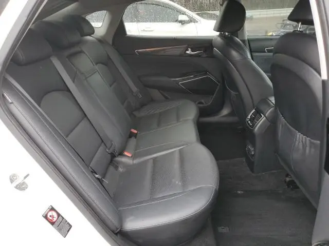 2019 KIA CADENZA LUXURY  