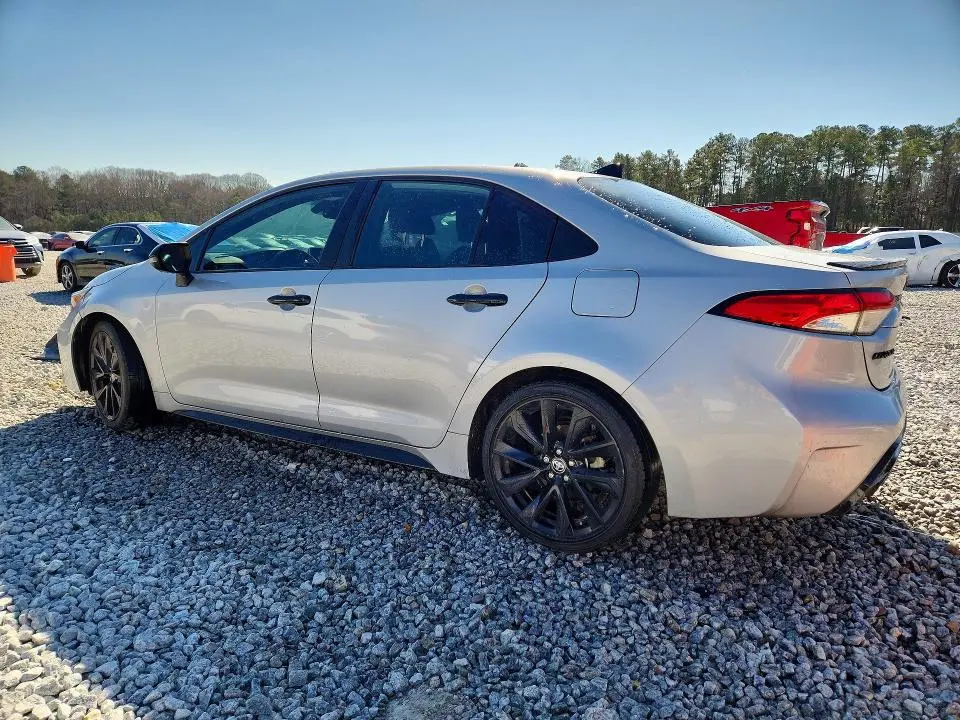 2021 TOYOTA COROLLA SE  