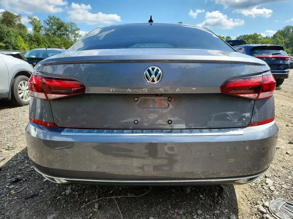 2021 VOLKSWAGEN PASSAT SE  