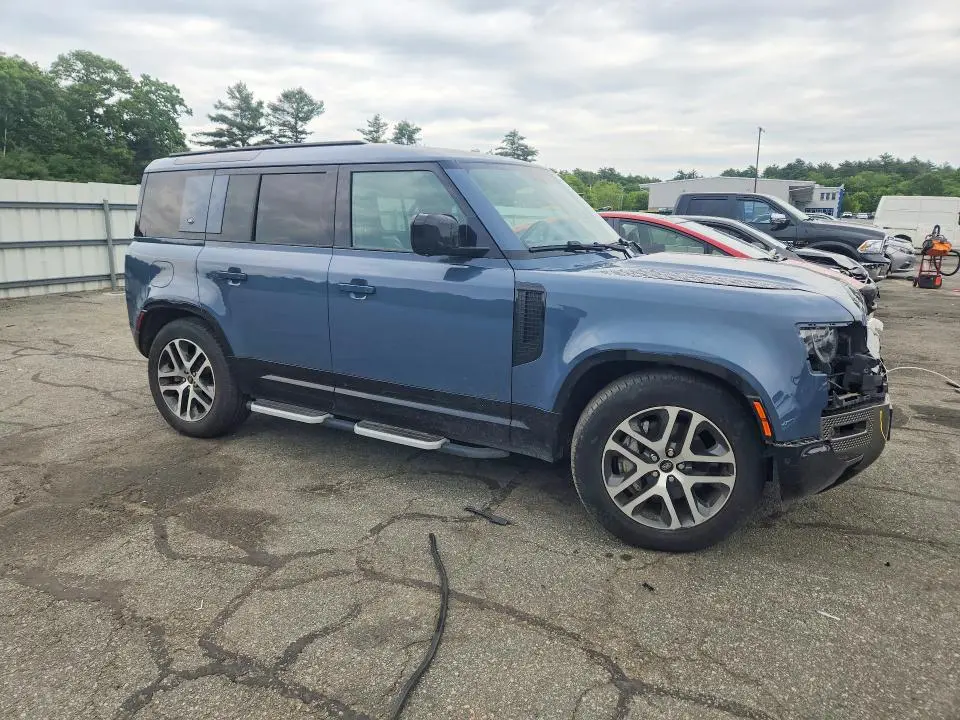 2023 LAND ROVER DEFENDER 110 X-DYNAMIC SE  