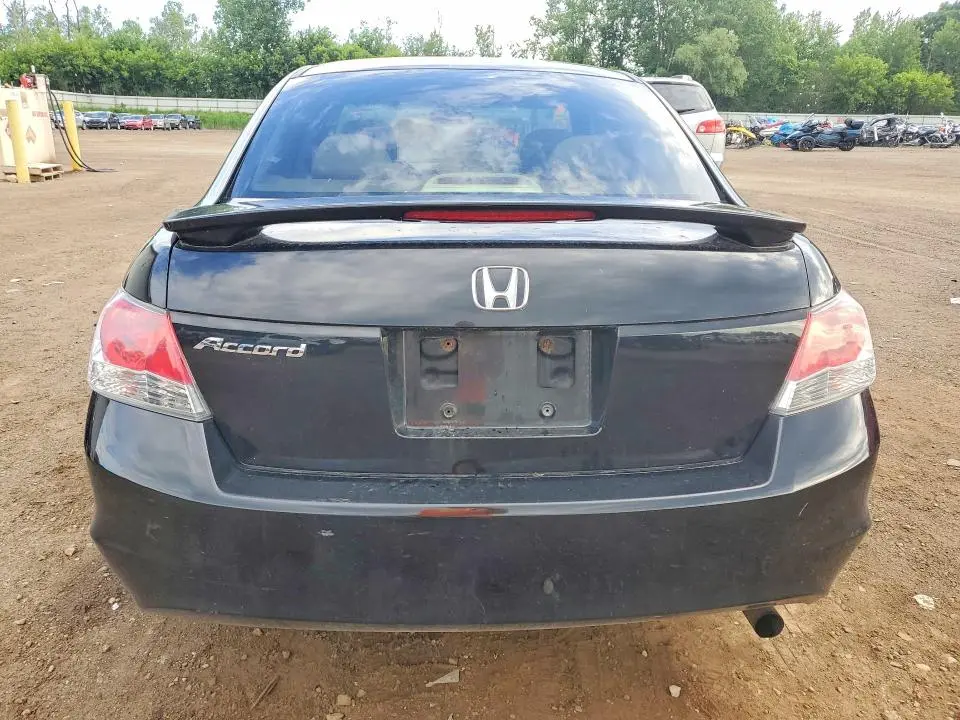 2010 HONDA ACCORD LX  