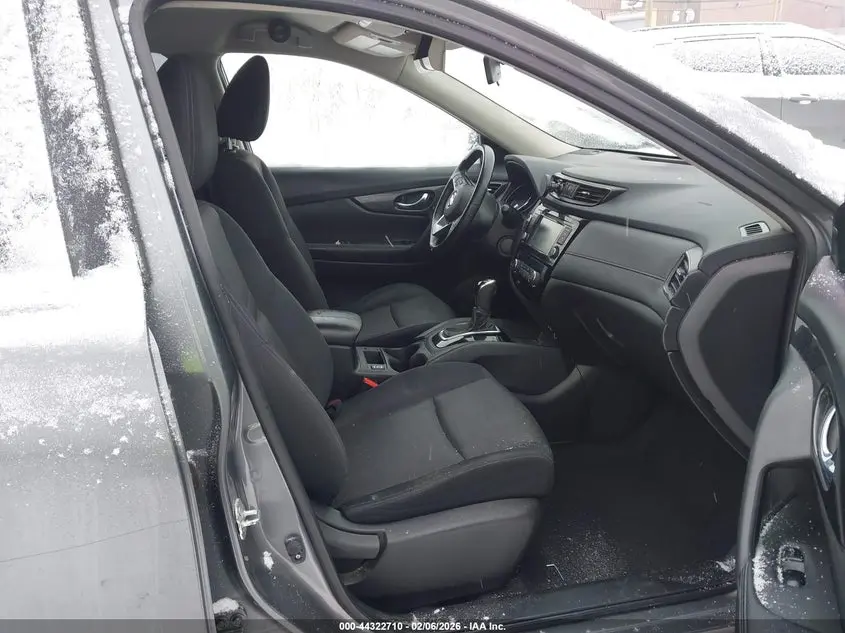 2018 NISSAN ROGUE SV