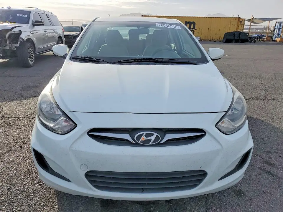 2013 HYUNDAI ACCENT GLS  