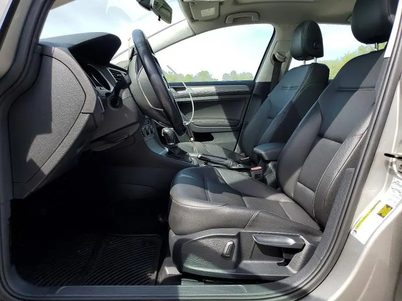 2016 VOLKSWAGEN GOLF S  