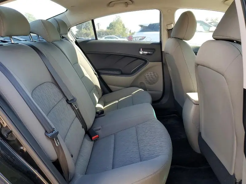 2015 KIA FORTE LX  