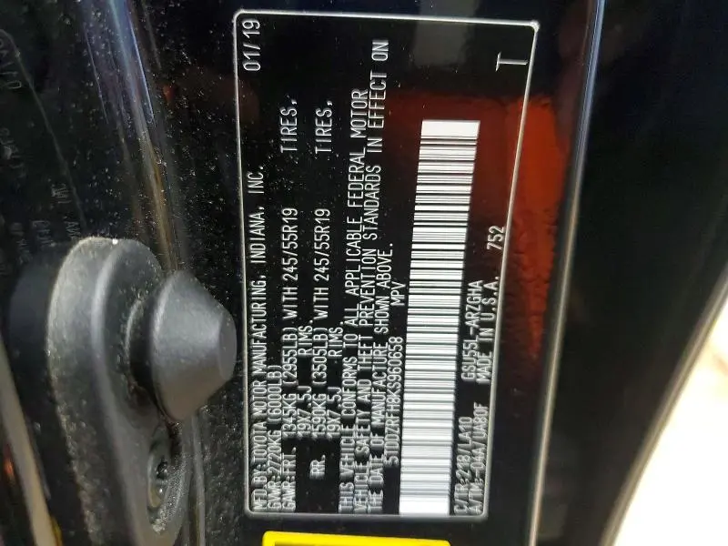 2019 TOYOTA HIGHLANDER LIMITED  