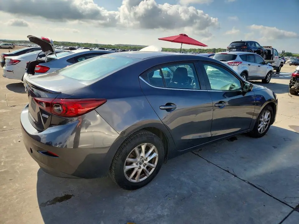 2016 MAZDA 3 TOURING  