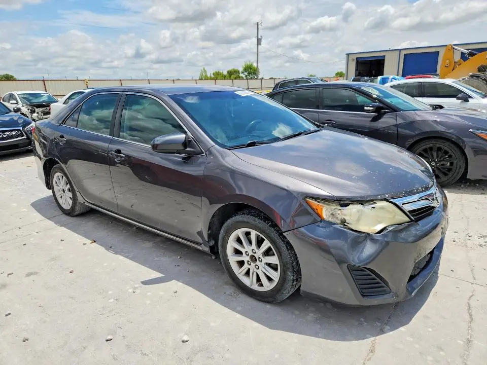 2012 TOYOTA CAMRY LE  