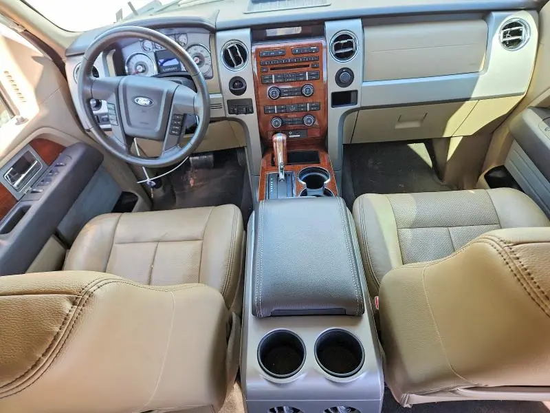 2010 FORD F150 4WD   