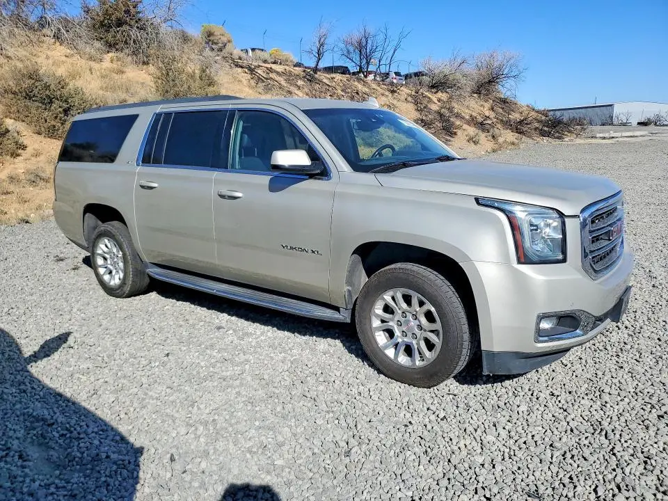 2017 GMC YUKON XL K1500 SLT  