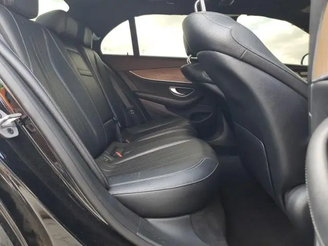 2019 MERCEDES-BENZ E 300