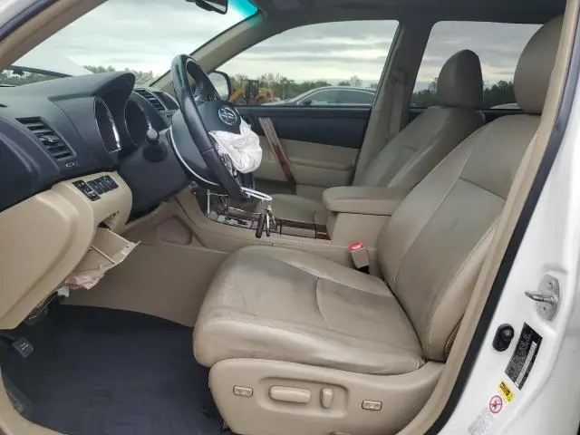 2013 TOYOTA HIGHLANDER LIMITED  