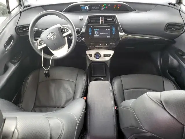 2017 TOYOTA PRIUS   