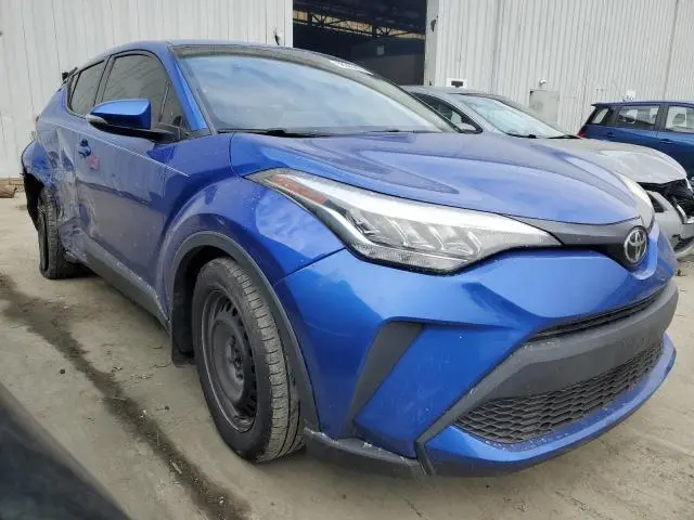 2020 TOYOTA C-HR XLE  