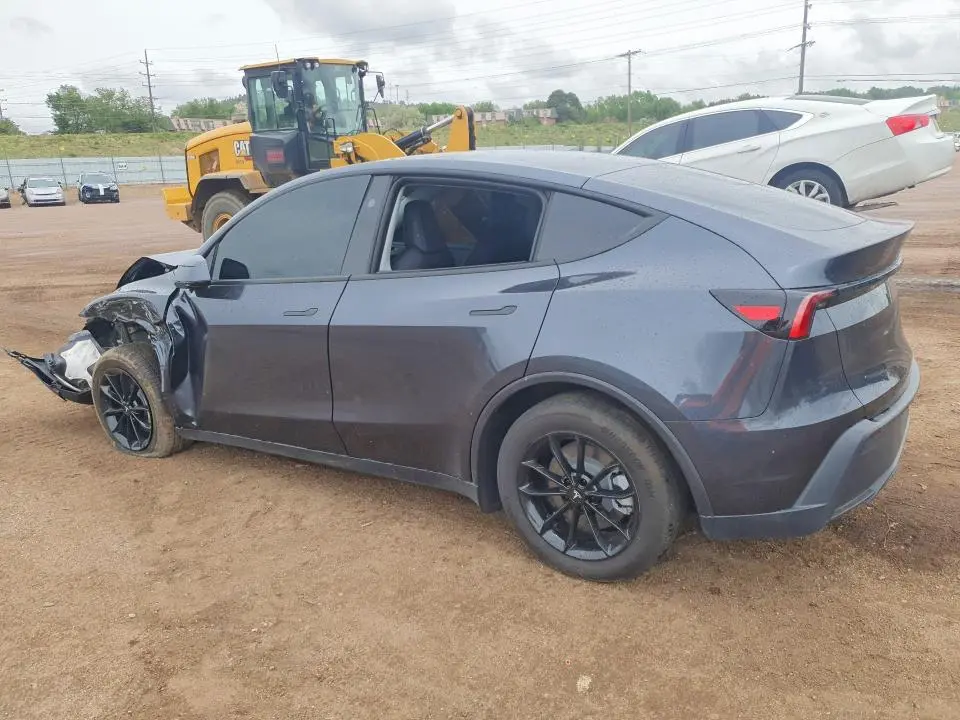 2026 TESLA MODEL Y   