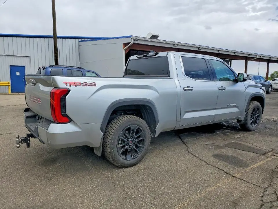 2022 TOYOTA TUNDRA CREWMAX LIMITED  
