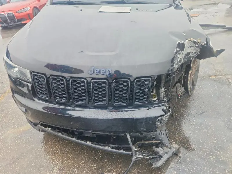 2019 JEEP GRAND CHEROKEE LAREDO  