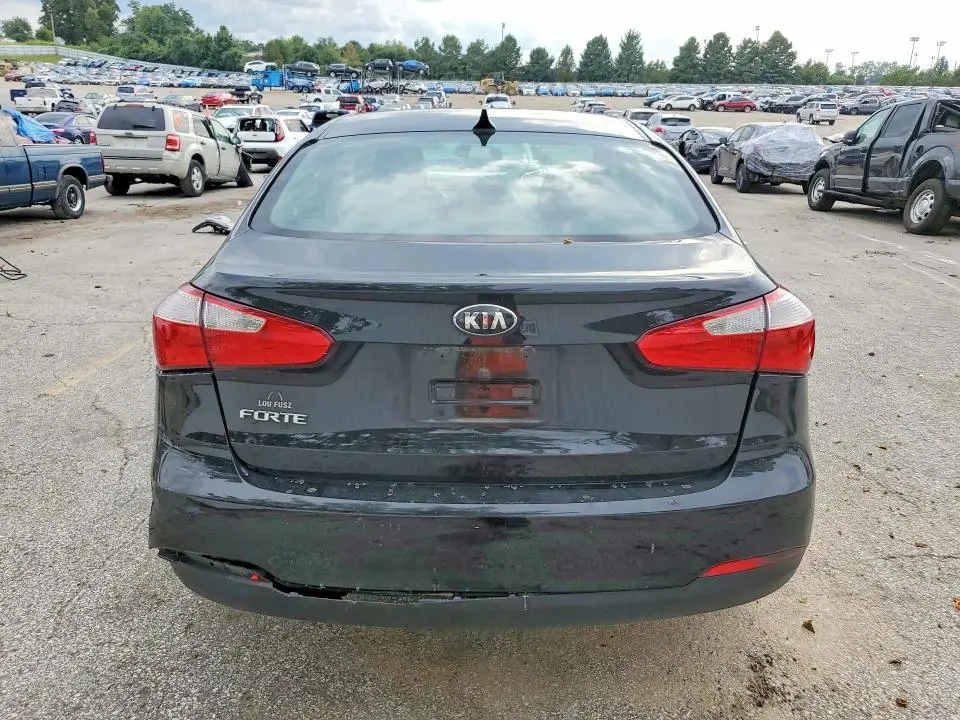 2014 KIA FORTE LX  