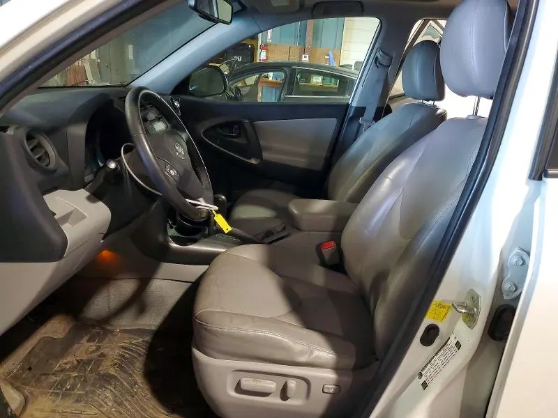 2011 TOYOTA RAV4 LIMITED  