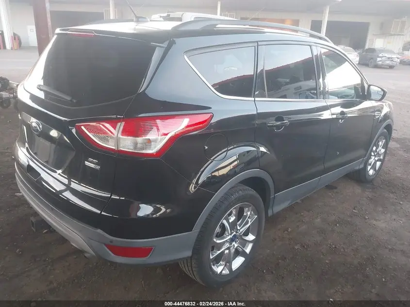 2016 FORD ESCAPE SE