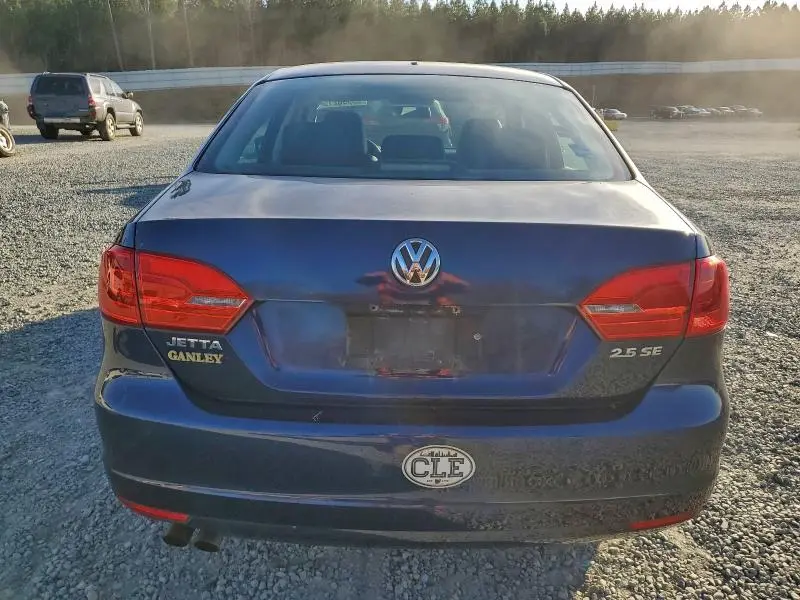2012 VOLKSWAGEN JETTA SE  