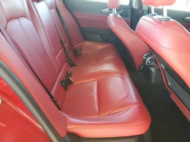 2017 ALFA ROMEO GIULIA Q4  