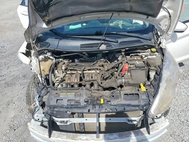 2011 FORD FIESTA SE  