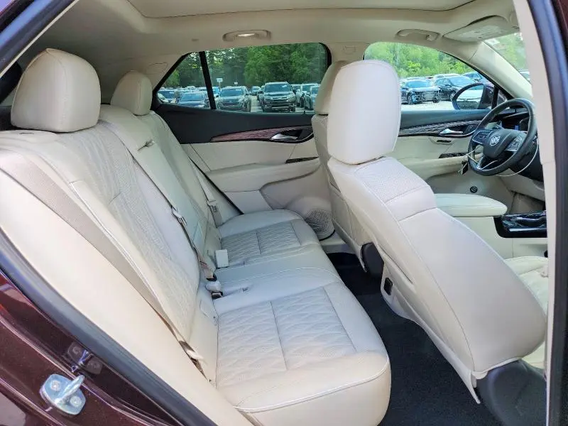 2021 BUICK ENVISION AVENIR  
