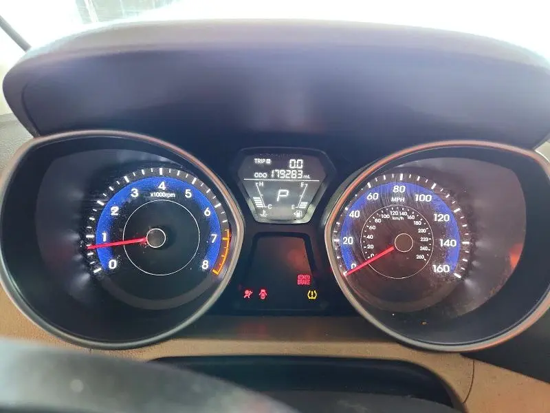 2011 HYUNDAI ELANTRA GLS  