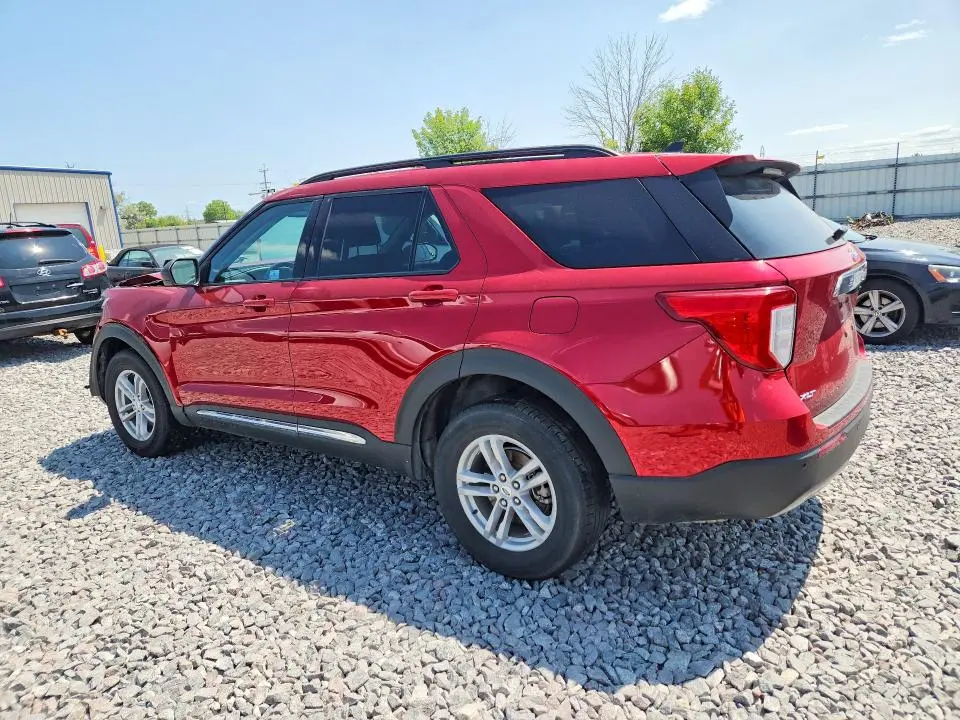 2023 FORD EXPLORER XLT  